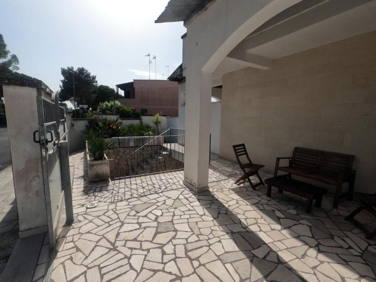 Odegos Mono & Trilo Bed & Breakfast Torre dell'Orso Exterior photo