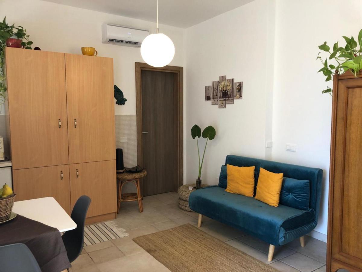 Odegos Mono & Trilo Bed & Breakfast Torre dell'Orso Exterior photo
