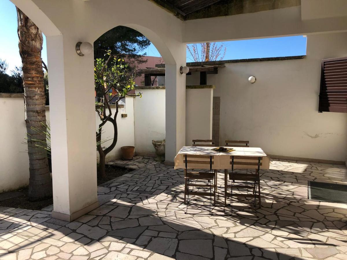 Odegos Mono & Trilo Bed & Breakfast Torre dell'Orso Exterior photo