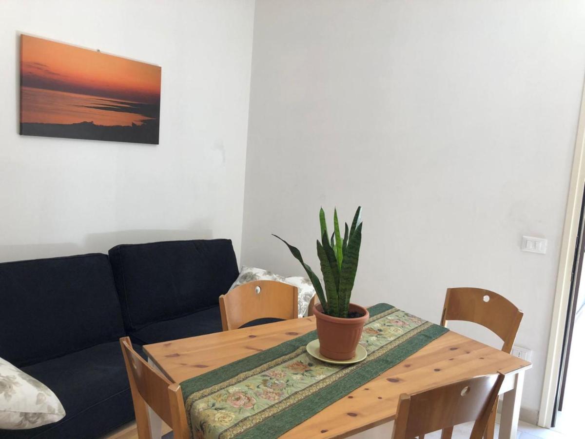 Odegos Mono & Trilo Bed & Breakfast Torre dell'Orso Exterior photo