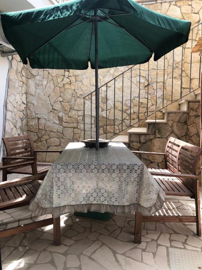 Odegos Mono & Trilo Bed & Breakfast Torre dell'Orso Exterior photo
